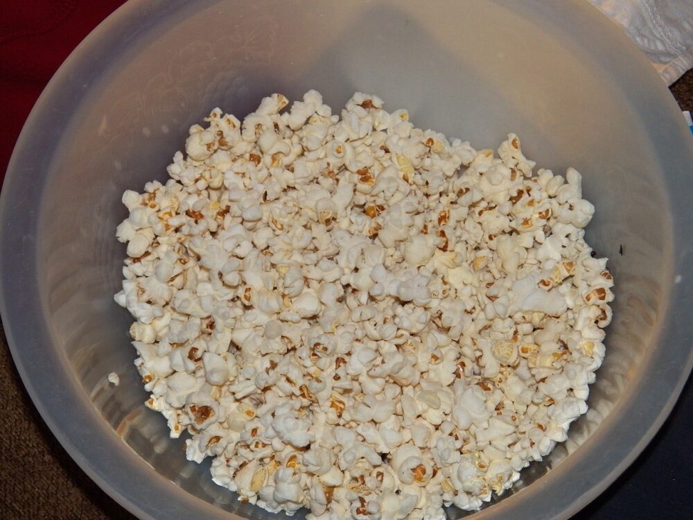 jak zrobic popcorn z mikrofali na patelni